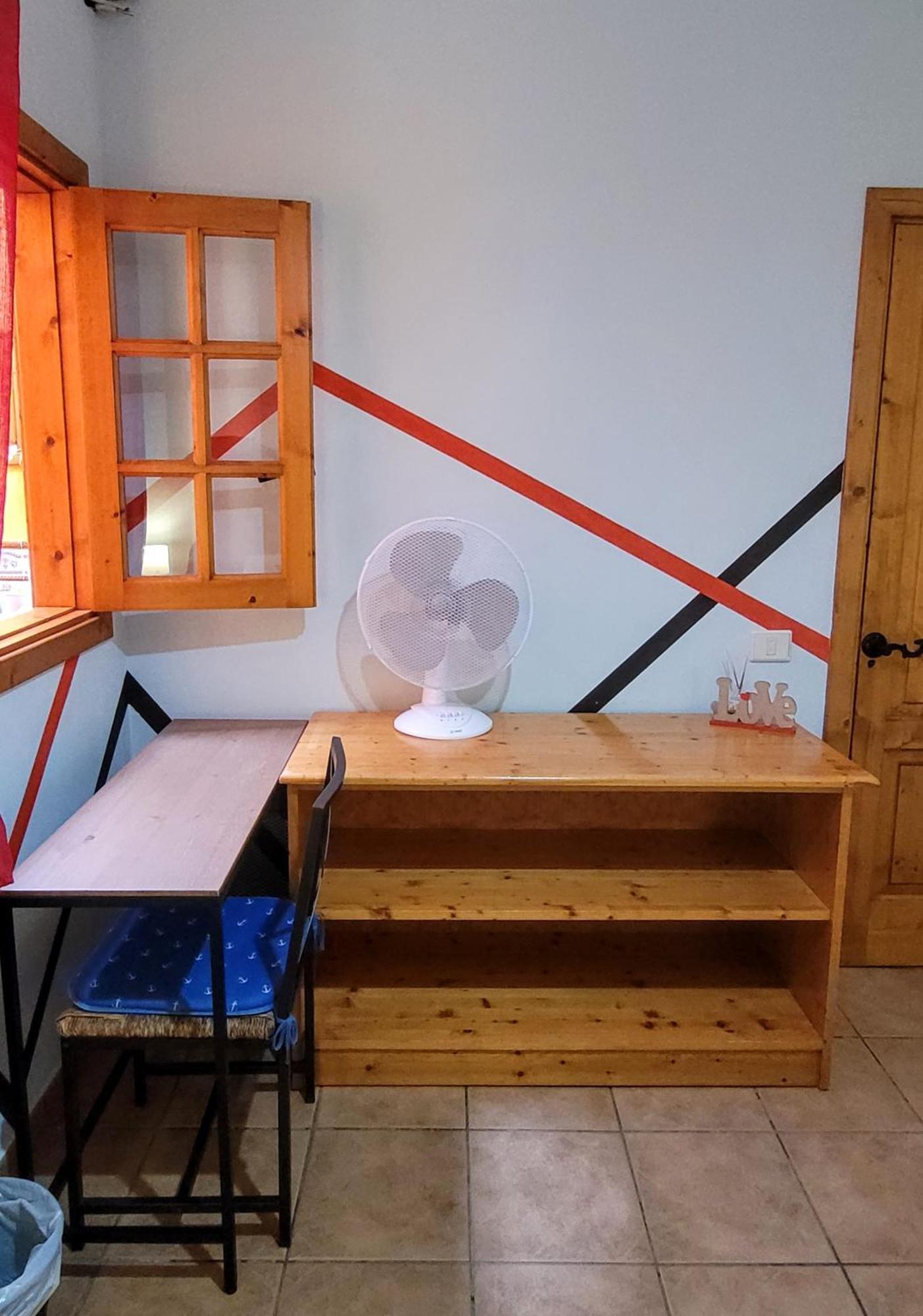 Eden Guesthouse Sardina Rum bild