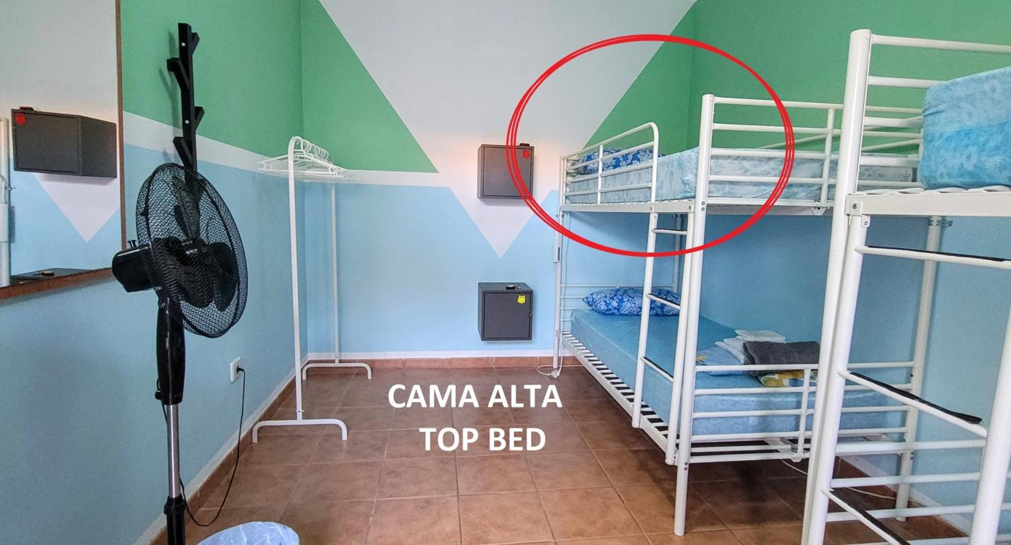 Eden Guesthouse Sardina Rum bild