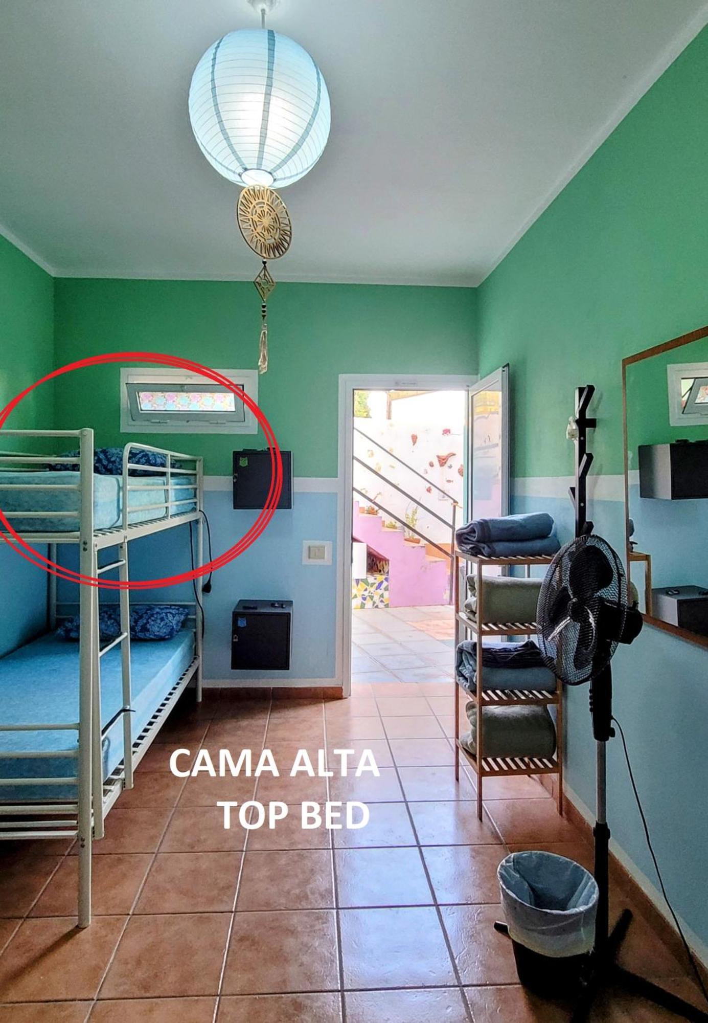 Eden Guesthouse Sardina Rum bild